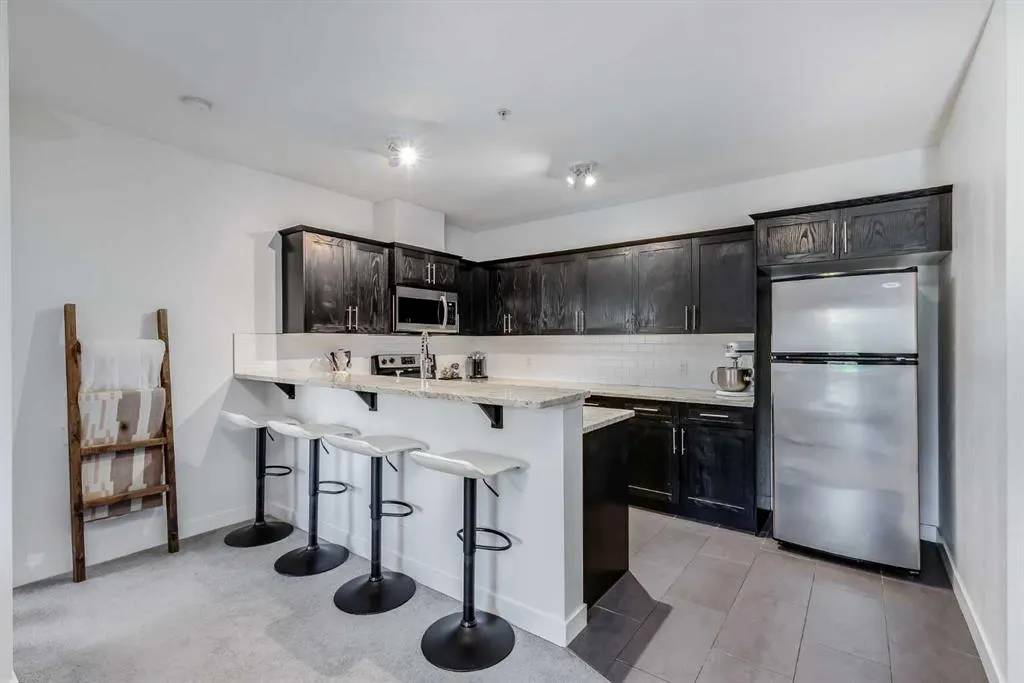 117 19 Avenue NE, #204