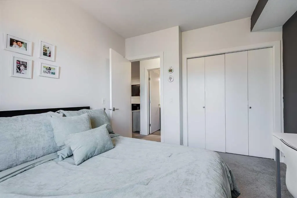 117 19 Avenue NE, #204