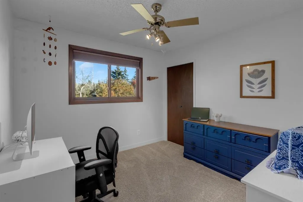 224 Ranchridge Bay NW