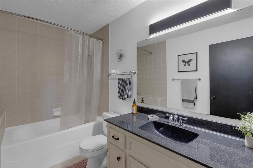 224 Ranchridge Bay NW