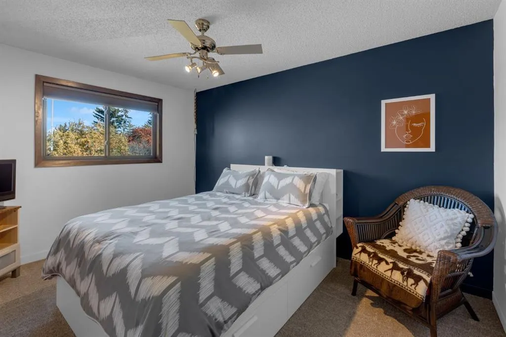 224 Ranchridge Bay NW