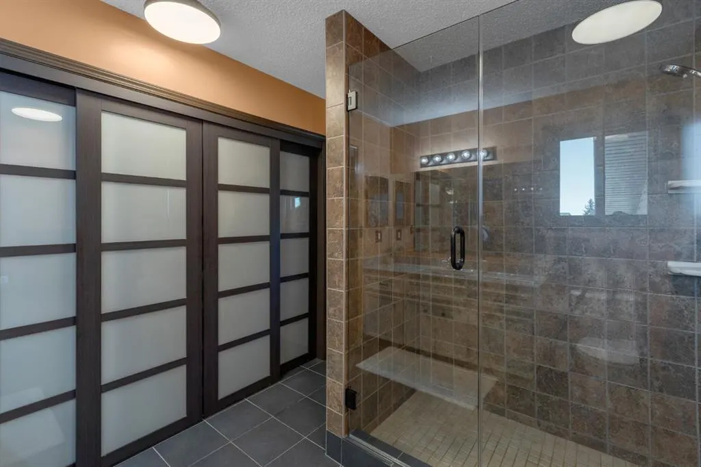 224 Ranchridge Bay NW