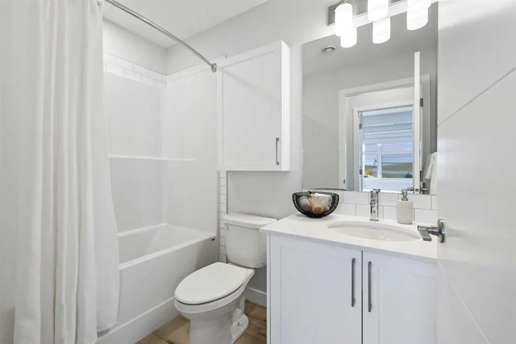 255 Les Jardins Park SE, #326