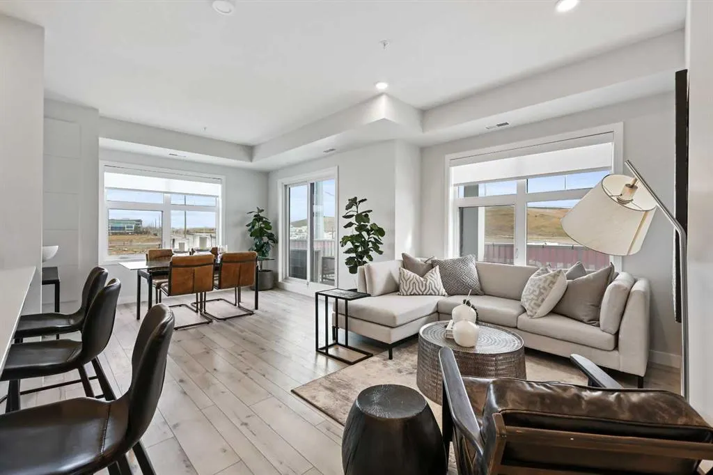 255 Les Jardins Park SE, #326