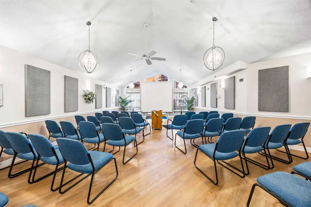 1818 Simcoe Boulevard SW, #2230