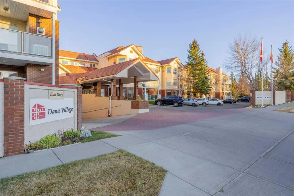 1818 Simcoe Boulevard SW, #2230