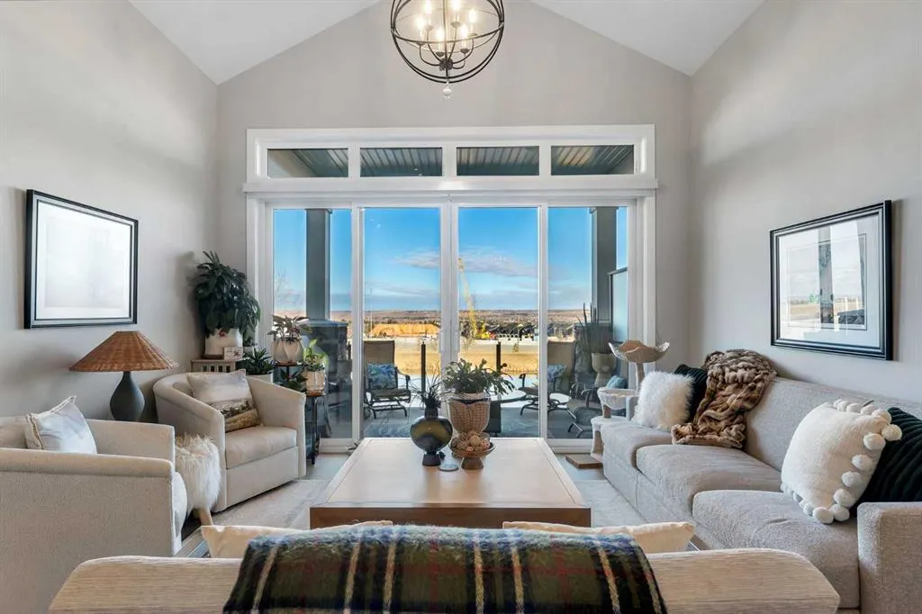 406 Crestridge Common SW