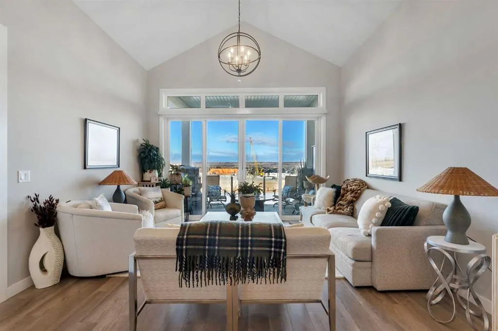 406 Crestridge Common SW