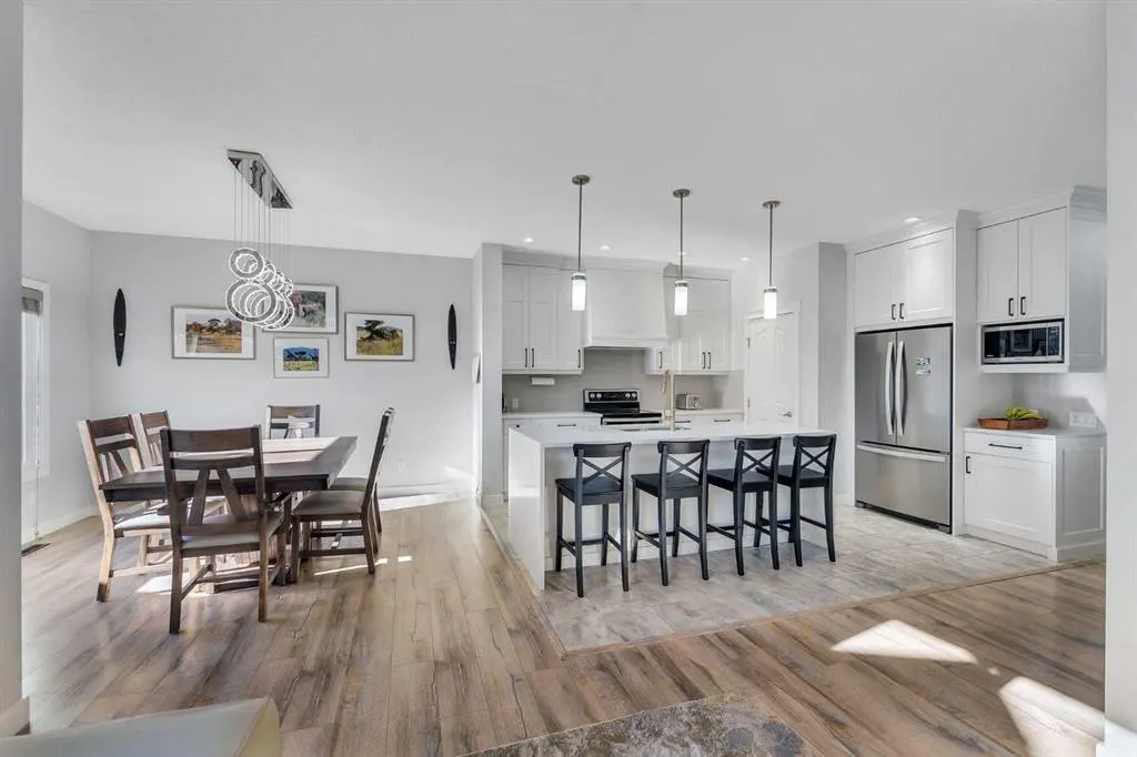 1535 Ravensmoor Way SE