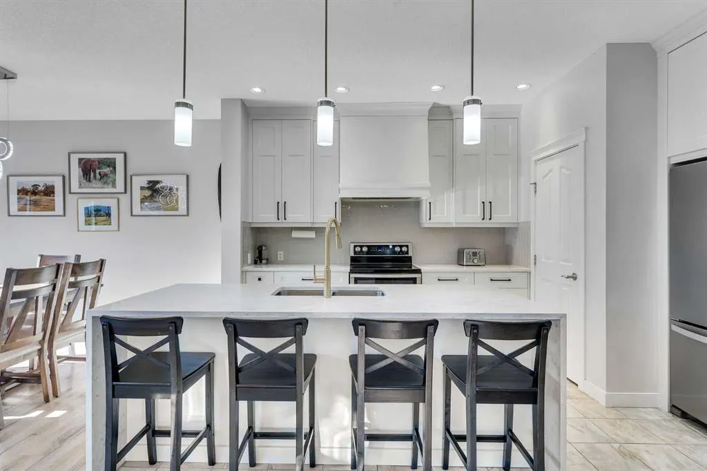 1535 Ravensmoor Way SE