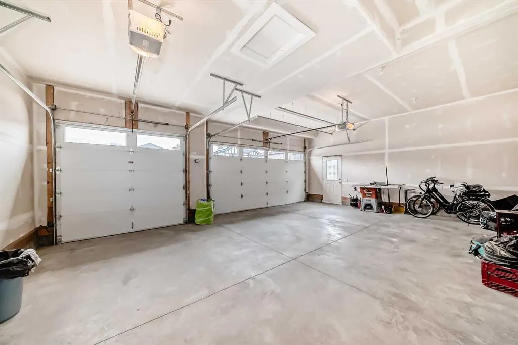 1368 Lackner Boulevard