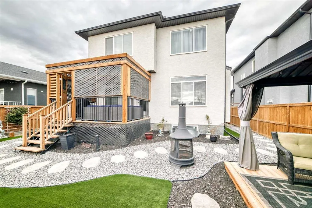 1368 Lackner Boulevard