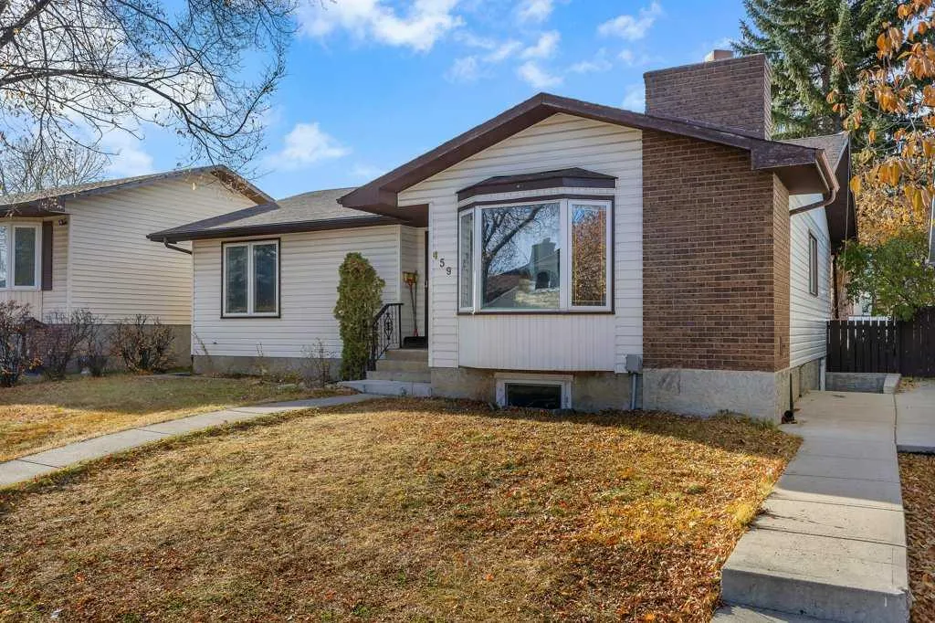 459 Templevale Drive NE