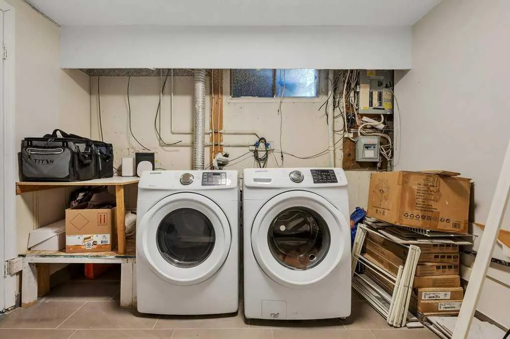 459 Templevale Drive NE