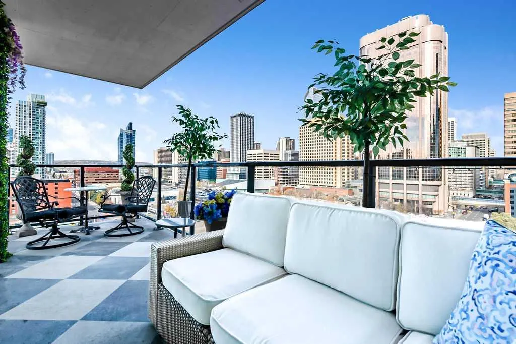 1010 6 Street SW, #903