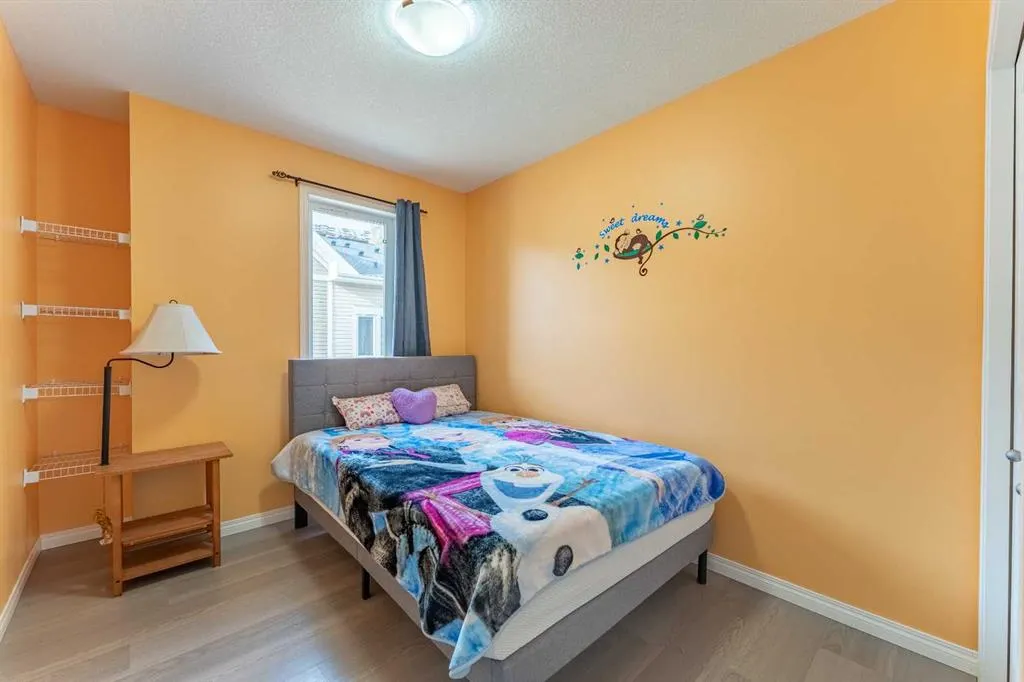 37 Auburn Bay Link SE