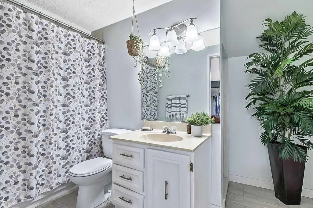 5279 Dalcroft Crescent NW