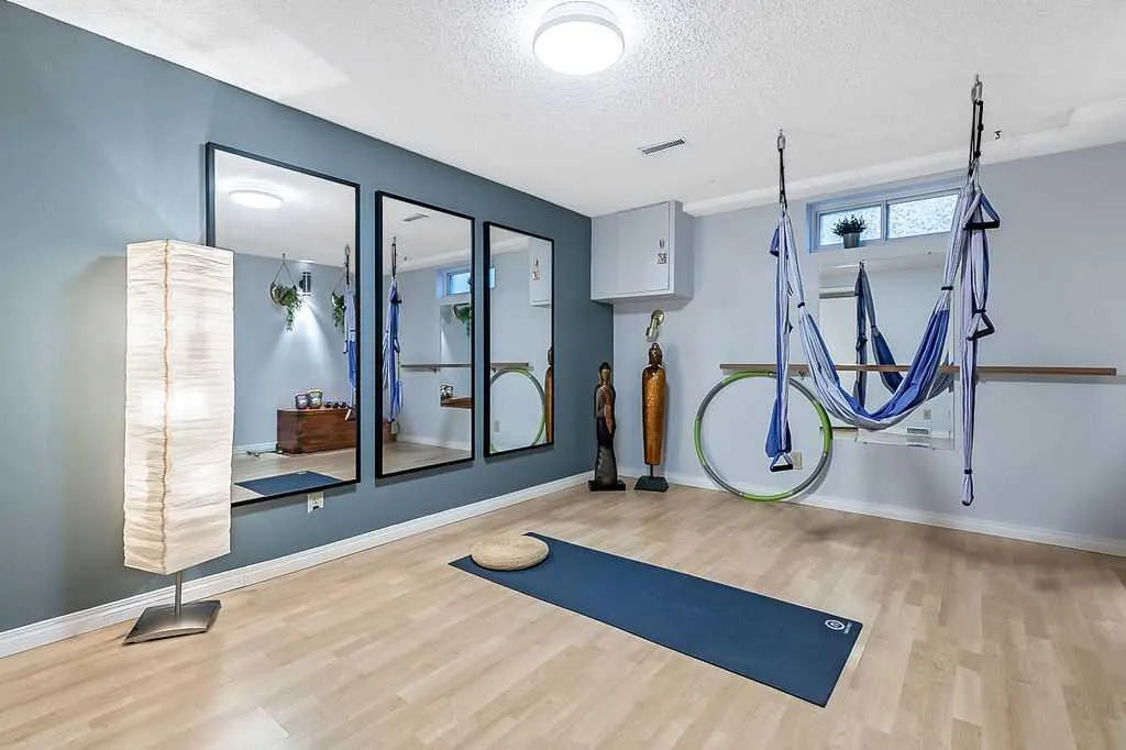 5279 Dalcroft Crescent NW