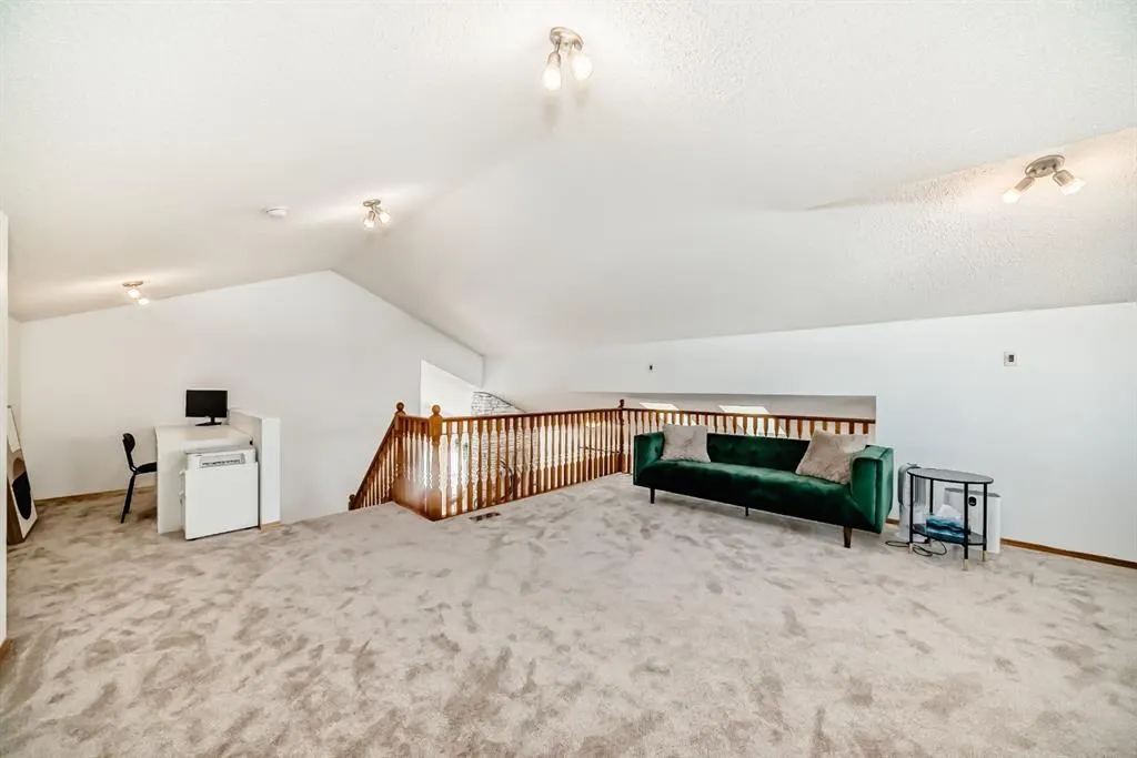 58 Panatella Lane NW