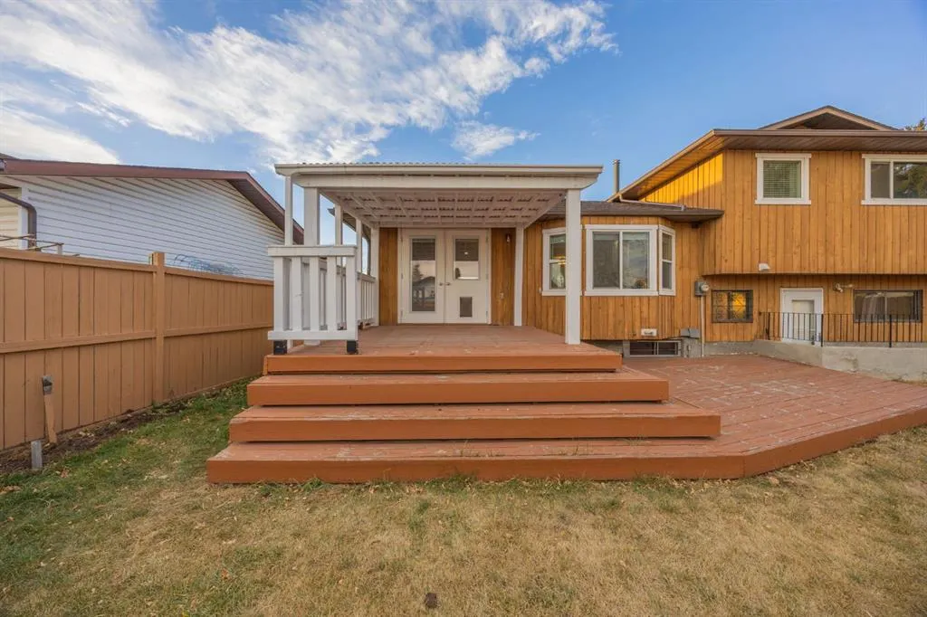 80 Templewood Road NE