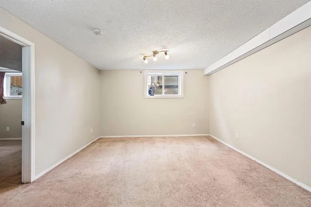 80 Templewood Road NE