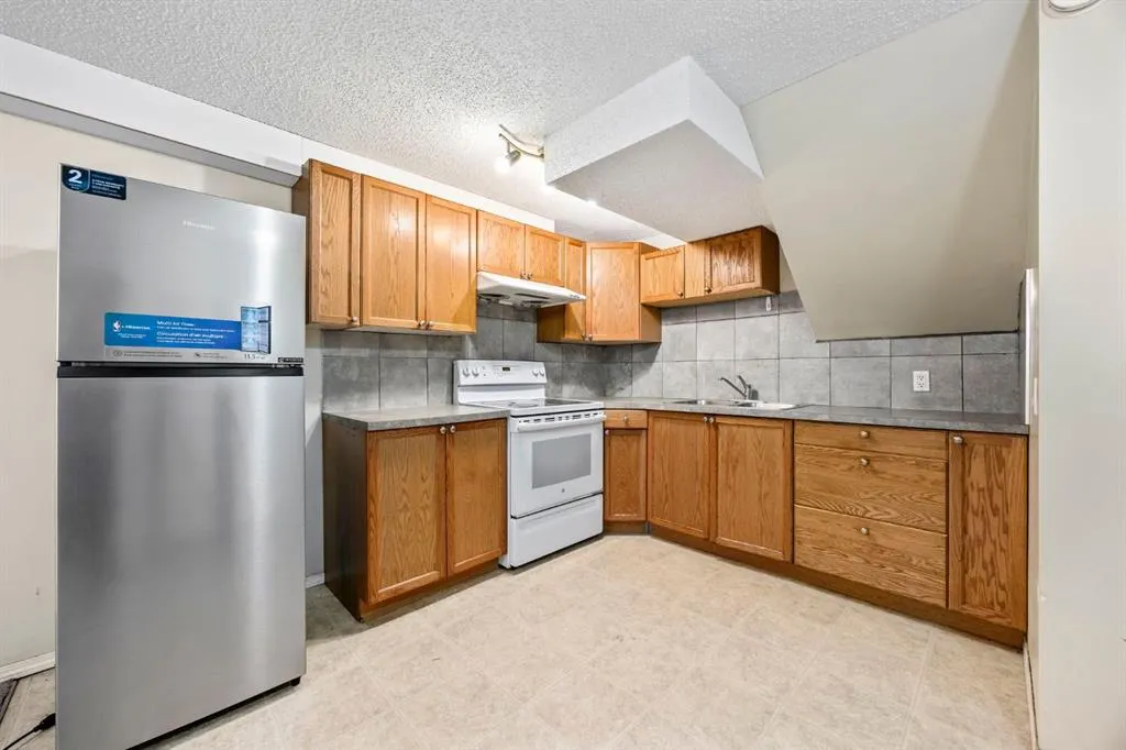 80 Templewood Road NE