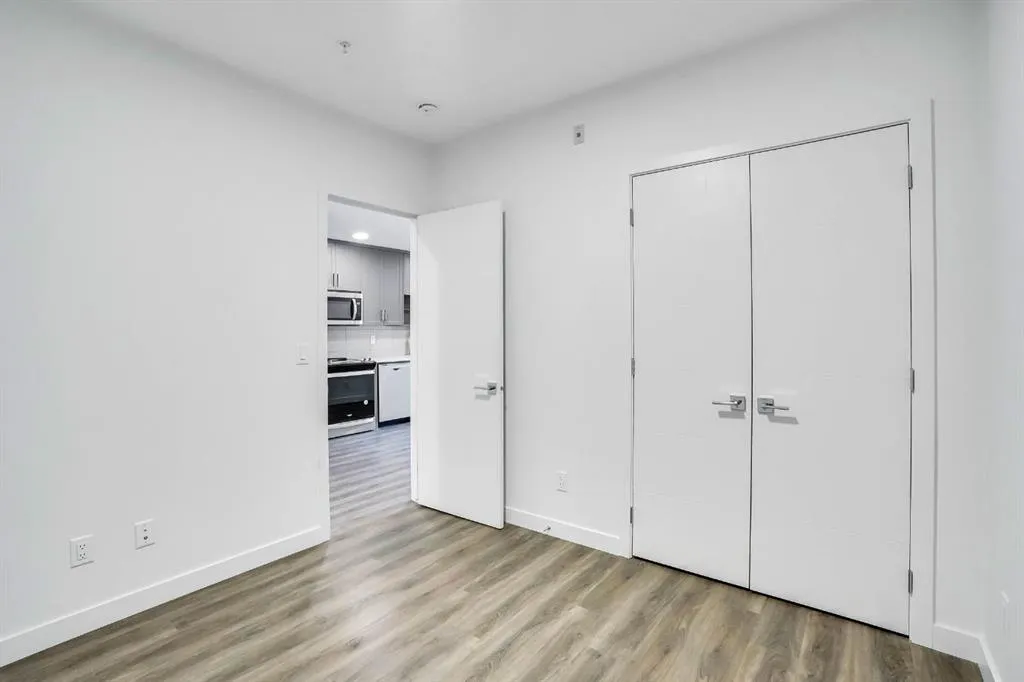 250 Livingston Common NE, #2113