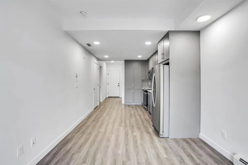 250 Livingston Common NE, #2113