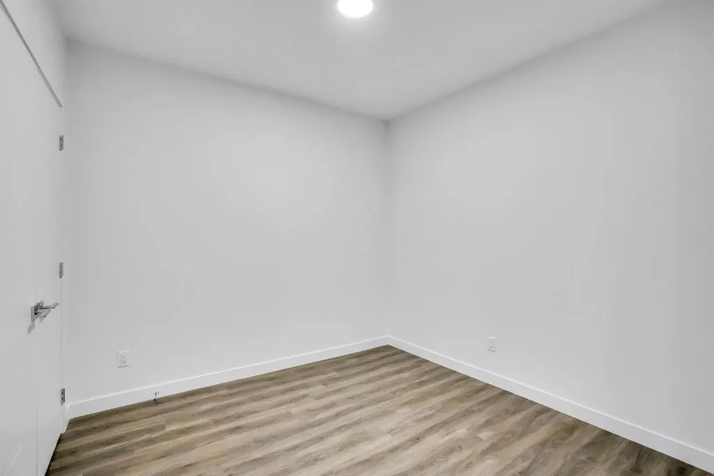 250 Livingston Common NE, #2113