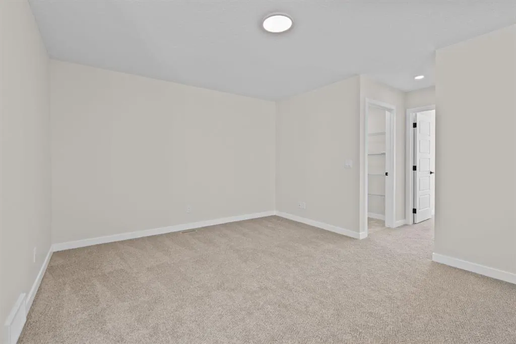 476 Lewiston Landing NE