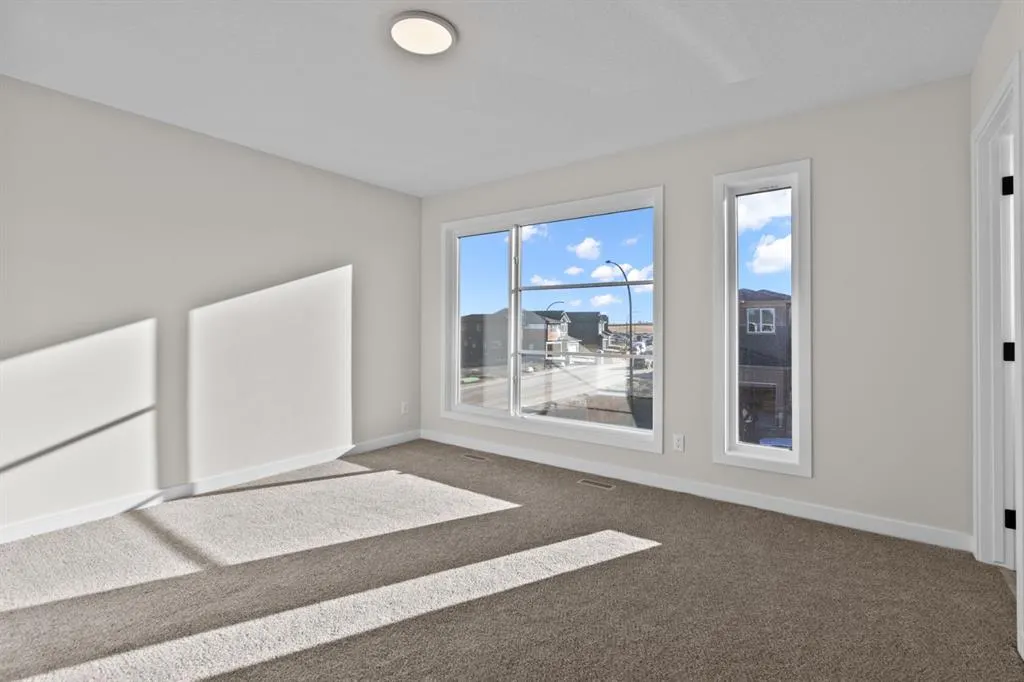 476 Lewiston Landing NE