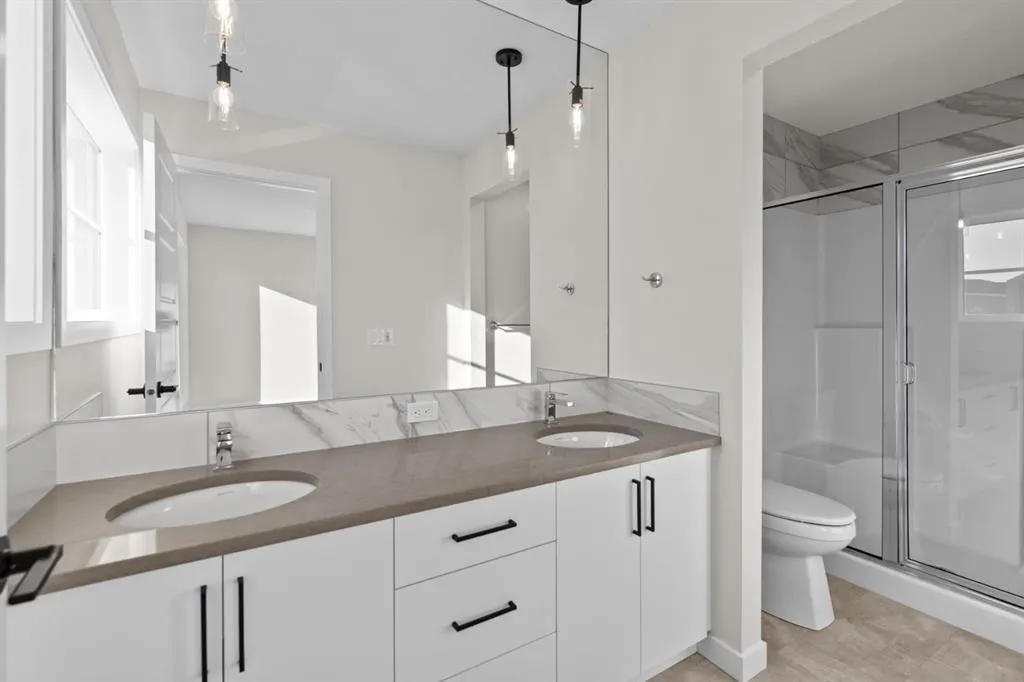 476 Lewiston Landing NE