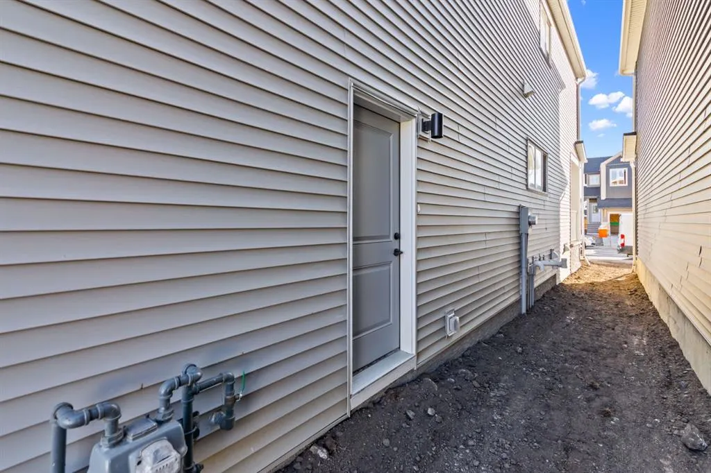 476 Lewiston Landing NE