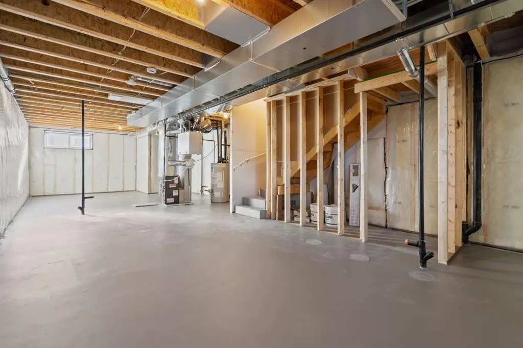 476 Lewiston Landing NE