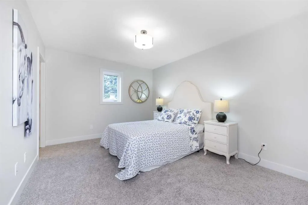 2635 1 Avenue NW, #2