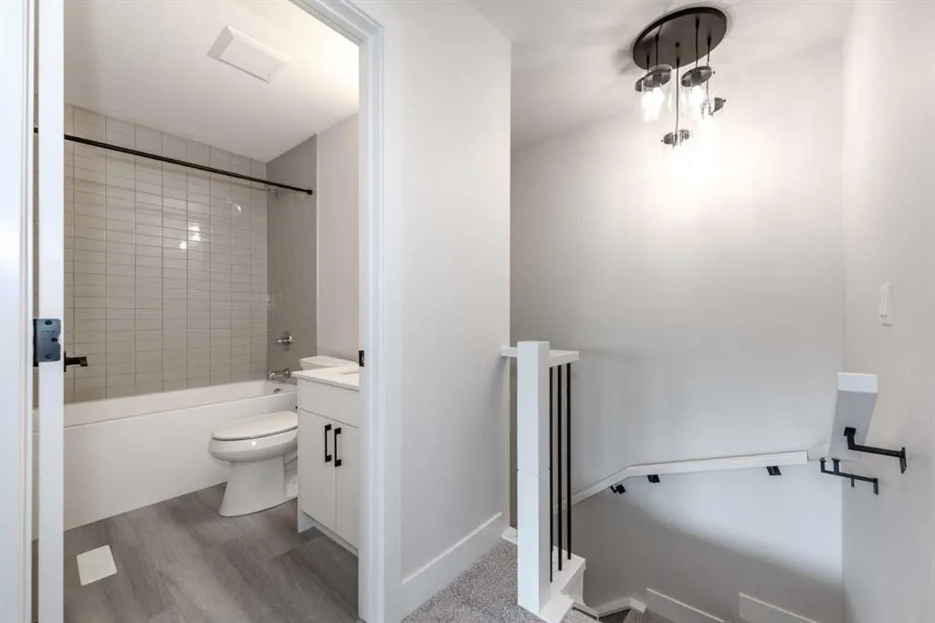 2635 1 Avenue NW, #2