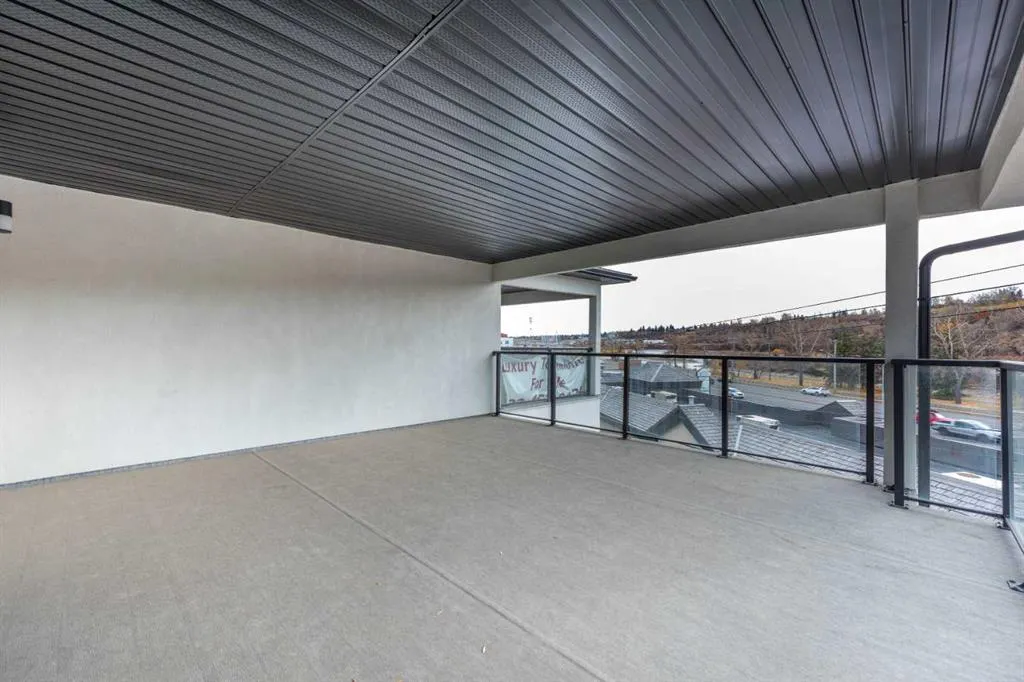 2635 1 Avenue NW, #2