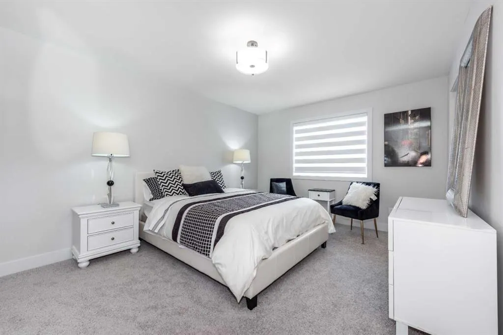 2635 1 Avenue NW, #2