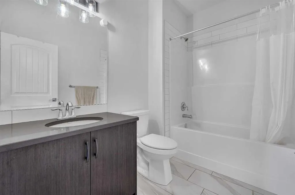 165 Hotchkiss Way SE