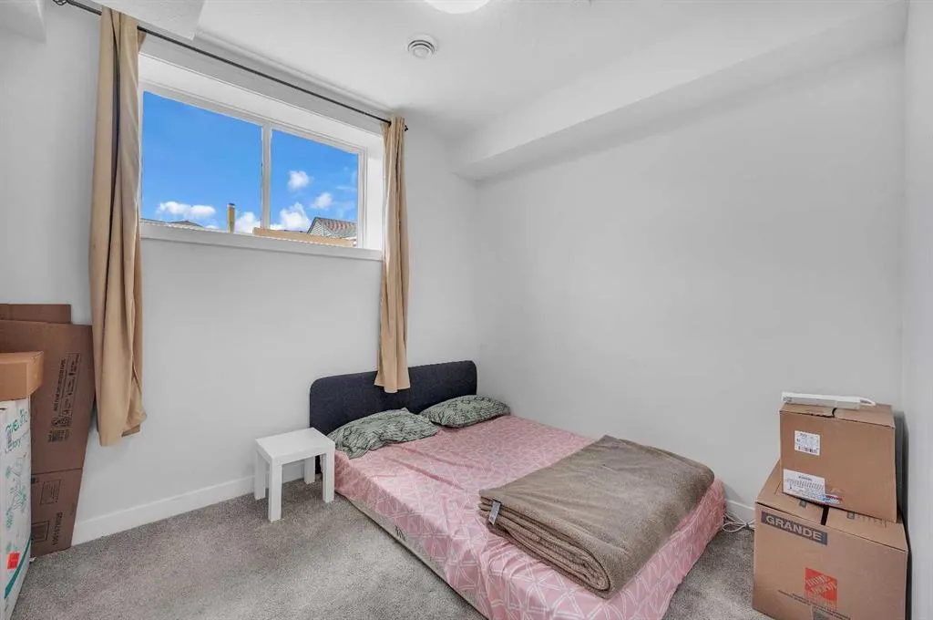 165 Hotchkiss Way SE