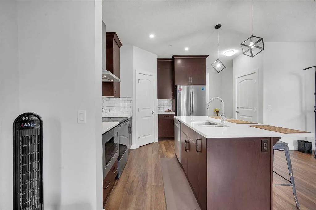 165 Hotchkiss Way SE