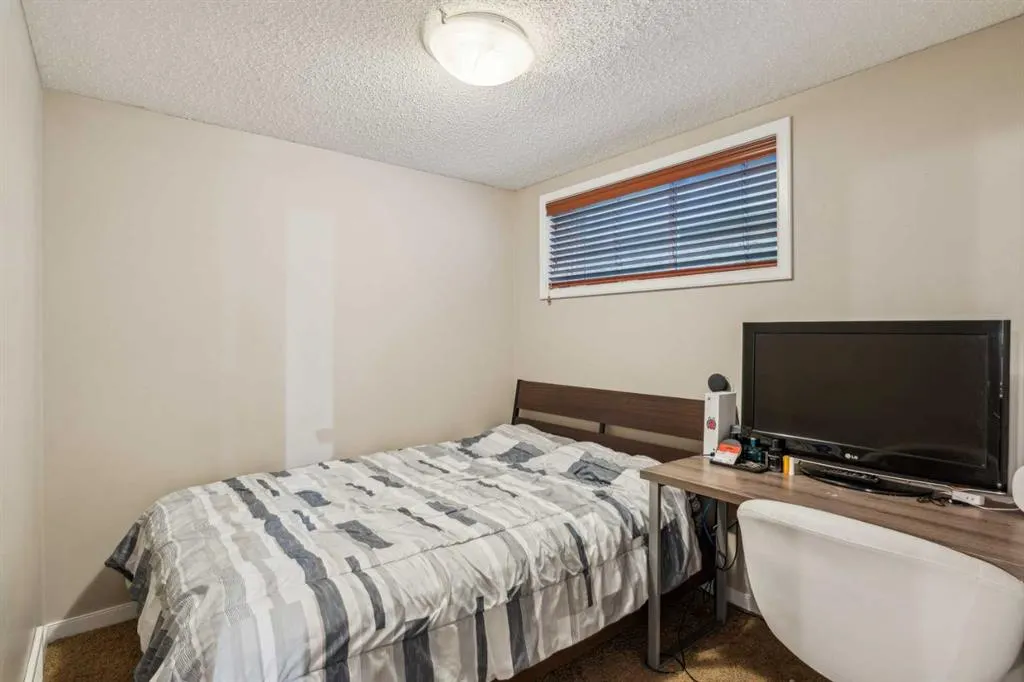 22 Auburn Bay View SE