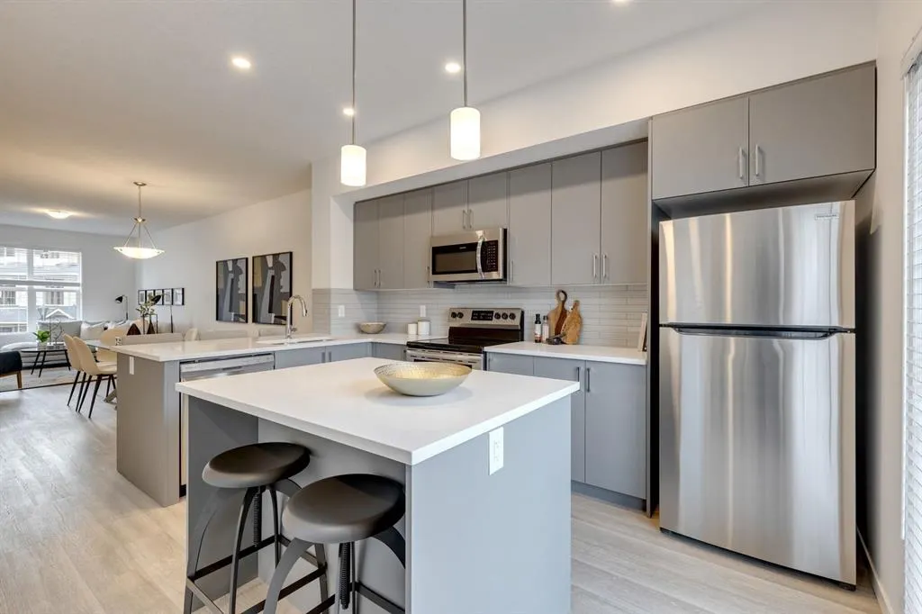 230 Copperleaf Way SE