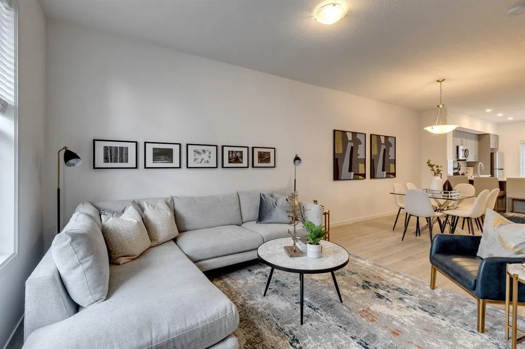 230 Copperleaf Way SE