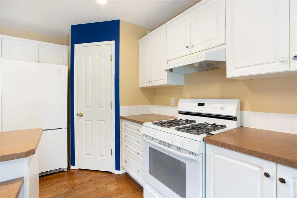 29 Spring Crescent SW