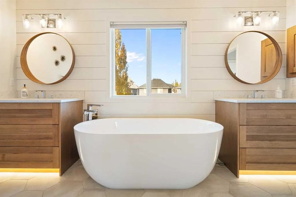 163 Cranarch Landing SE