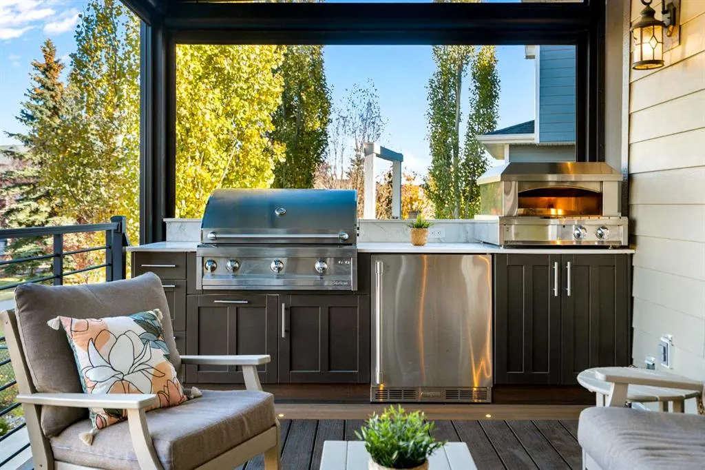 163 Cranarch Landing SE