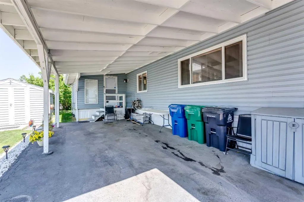 99 Arbour Lake Road NW, #62