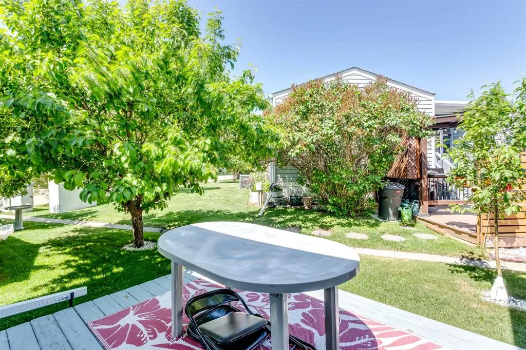 99 Arbour Lake Road NW, #62