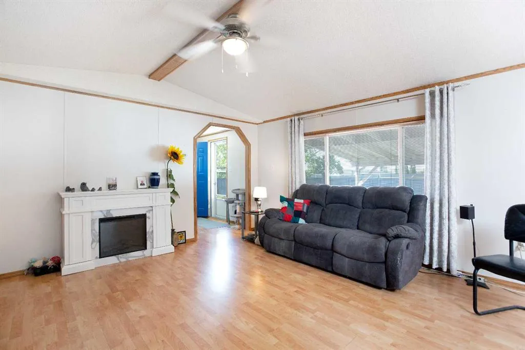 99 Arbour Lake Road NW, #62